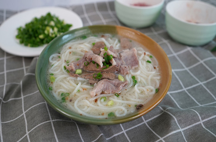 前进原味汤粉王培训